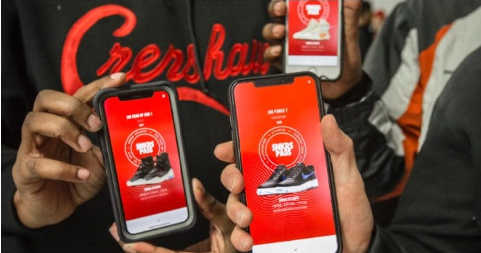 Location Based Advertising: Your Guide to the Future of Marketing 15 Location Based Advertising: Your Guide to the Future of Marketing 15